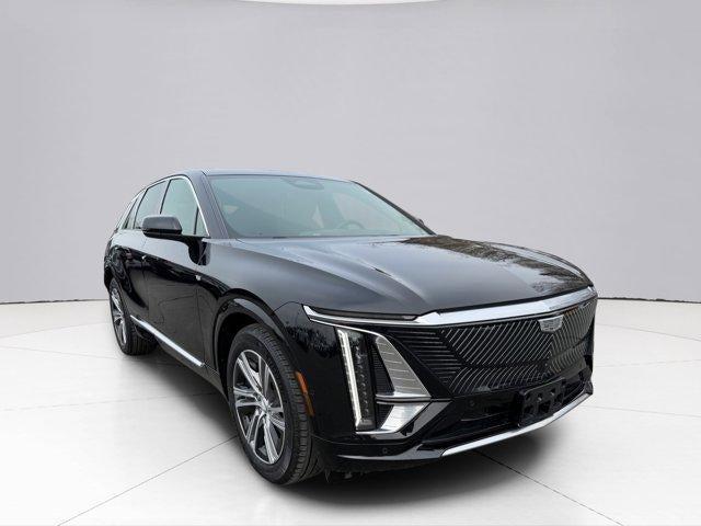 2024 Cadillac LYRIQ Luxury 1