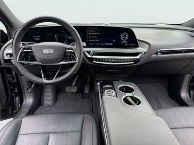 2024 Cadillac LYRIQ Luxury 1