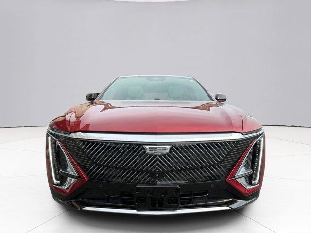 2024 Cadillac LYRIQ Luxury 1