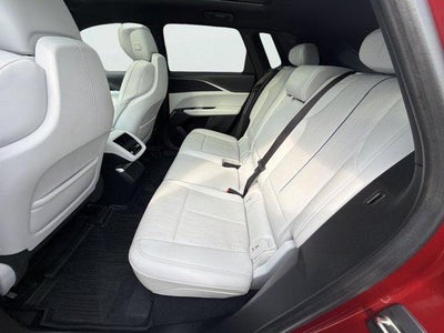 2024 Cadillac LYRIQ Luxury 1