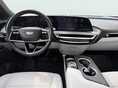 2024 Cadillac LYRIQ Luxury 1