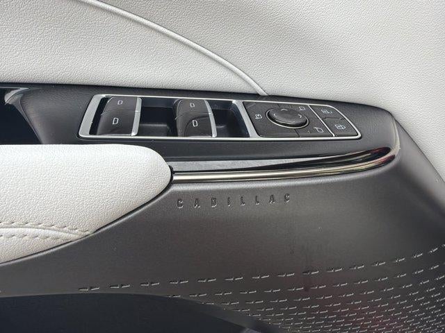 2024 Cadillac LYRIQ Luxury 1
