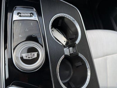 2024 Cadillac LYRIQ Luxury 1