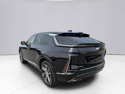 2024 Cadillac LYRIQ Luxury 2