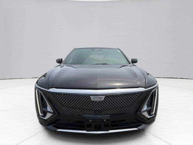 2024 Cadillac LYRIQ Luxury 2