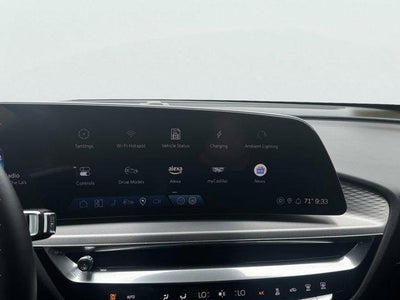 2024 Cadillac LYRIQ Luxury 3