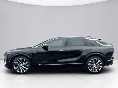 2024 Cadillac LYRIQ Luxury 3