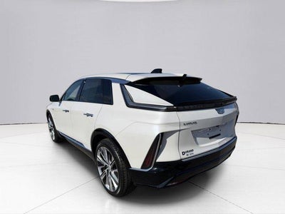 2024 Cadillac LYRIQ Luxury 3