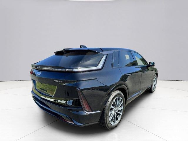 2024 Cadillac LYRIQ Sport 2