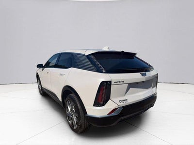 2025 Cadillac OPTIQ Luxury 2