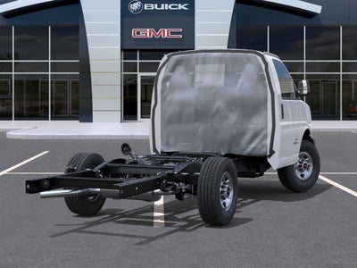2026 GMC Savana Cutaway 3500 Base