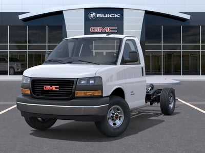 2026 GMC Savana Cutaway 3500 Base