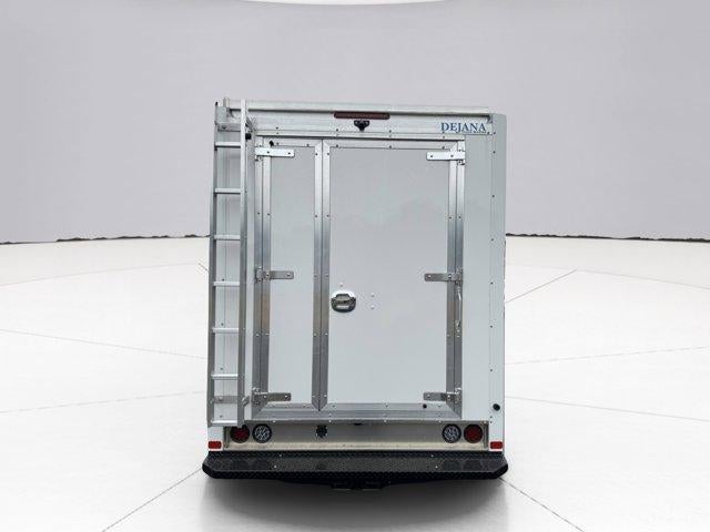 2025 GMC Savana Cutaway 3500 Base