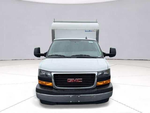 2025 GMC Savana Cutaway 3500 Base