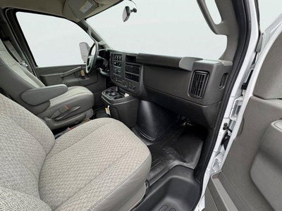 2025 GMC Savana Cutaway 3500 Base