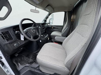 2025 GMC Savana Cutaway 3500 Base