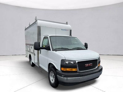 2025 GMC Savana Cutaway 3500 Base