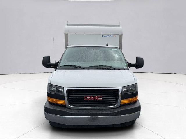 2025 GMC Savana Cutaway 3500 Base