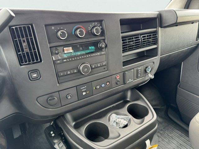 2025 GMC Savana Cutaway 3500 Base