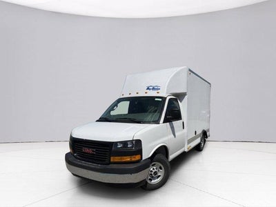 2026 GMC Savana Cutaway 3500 Base