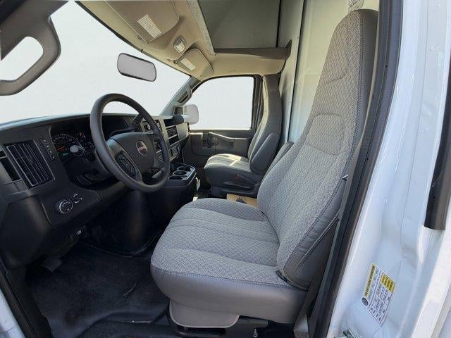 2026 GMC Savana Cutaway 3500 Base