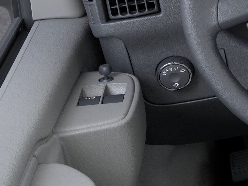 2026 GMC Savana Cutaway 3500 Base