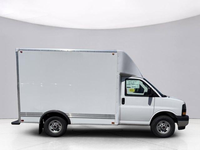 2026 GMC Savana Cutaway 3500 Base