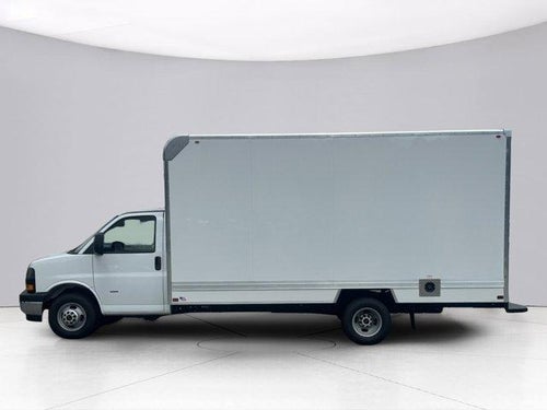 2025 GMC Savana Cutaway 3500 Base