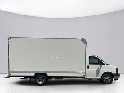 2025 GMC Savana Cutaway 3500 Base