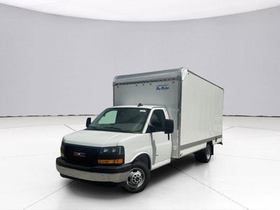 2025 GMC Savana Cutaway 3500 Base