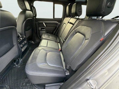 2024 Land Rover Defender X-Dynamic SE