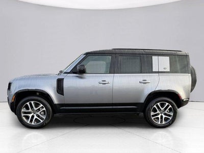 2024 Land Rover Defender X-Dynamic SE