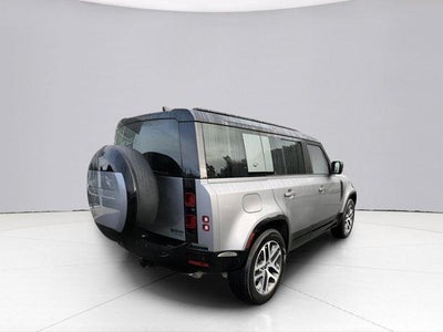 2024 Land Rover Defender X-Dynamic SE