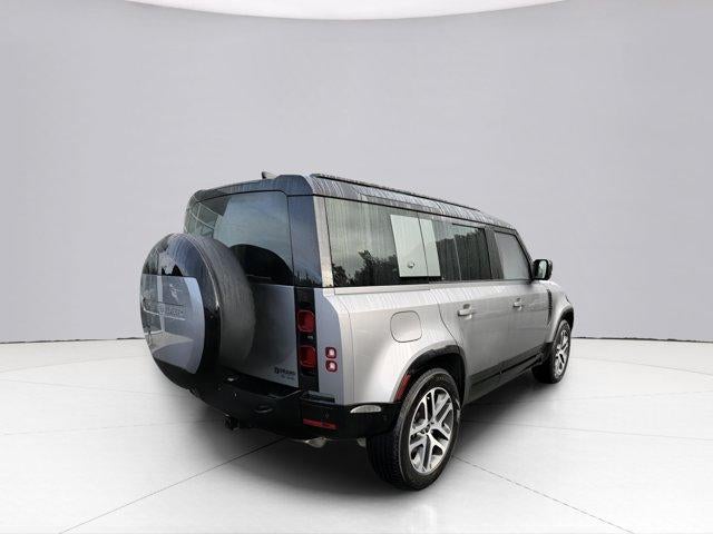 2024 Land Rover Defender X-Dynamic SE
