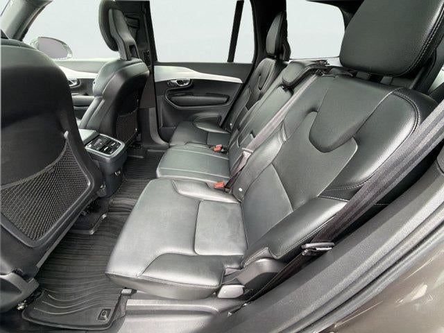 2018 Volvo XC90 Momentum