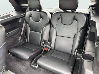 2018 Volvo XC90 Momentum