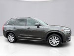 2018 Volvo XC90 Momentum