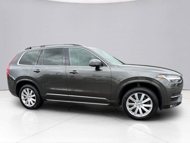 2018 Volvo XC90 Momentum