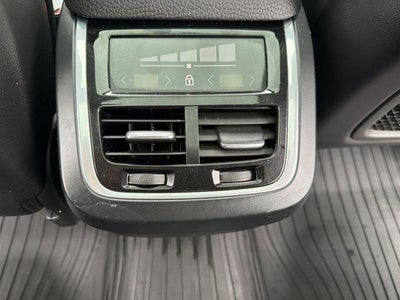 2018 Volvo XC90 Momentum
