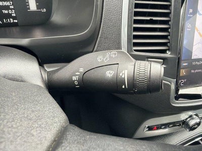 2018 Volvo XC90 Momentum