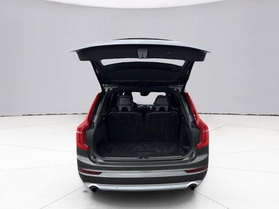 2018 Volvo XC90 Momentum